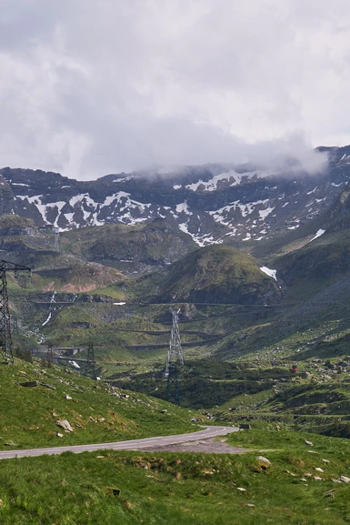 At the bottom of Transfăgărășan road.