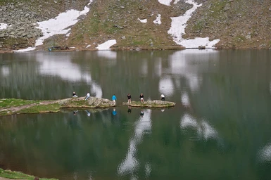 People on Bâlea Lake.
